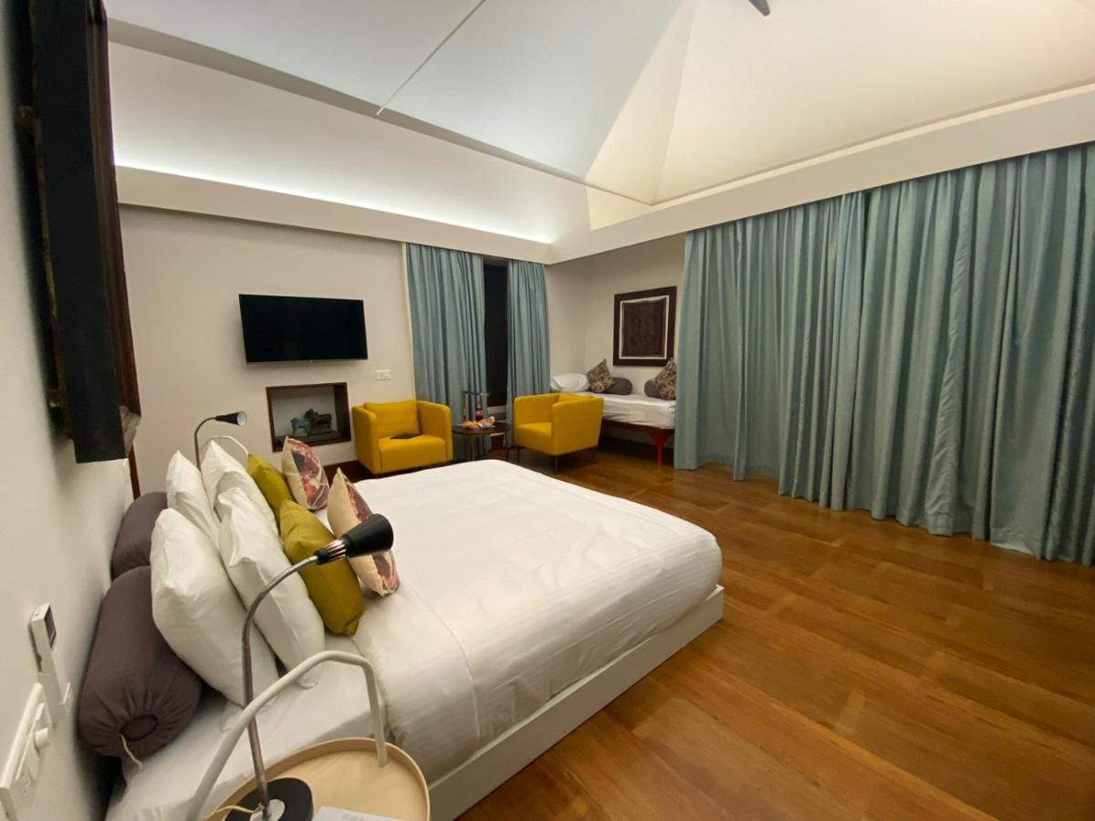 The Baron'S Villa By The Malabar Escapes Kochi Exterior photo